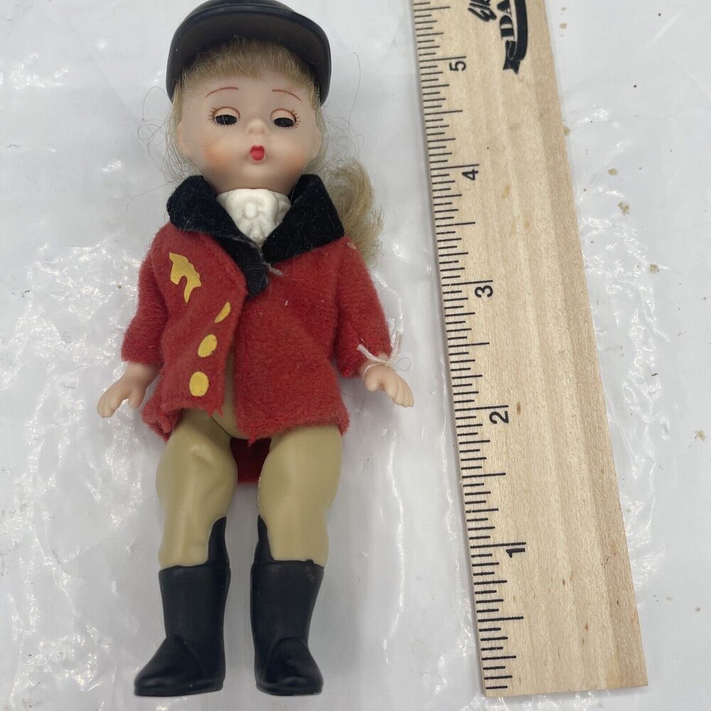 equestrian girls McDonald’s Madame Alexander #9 Used